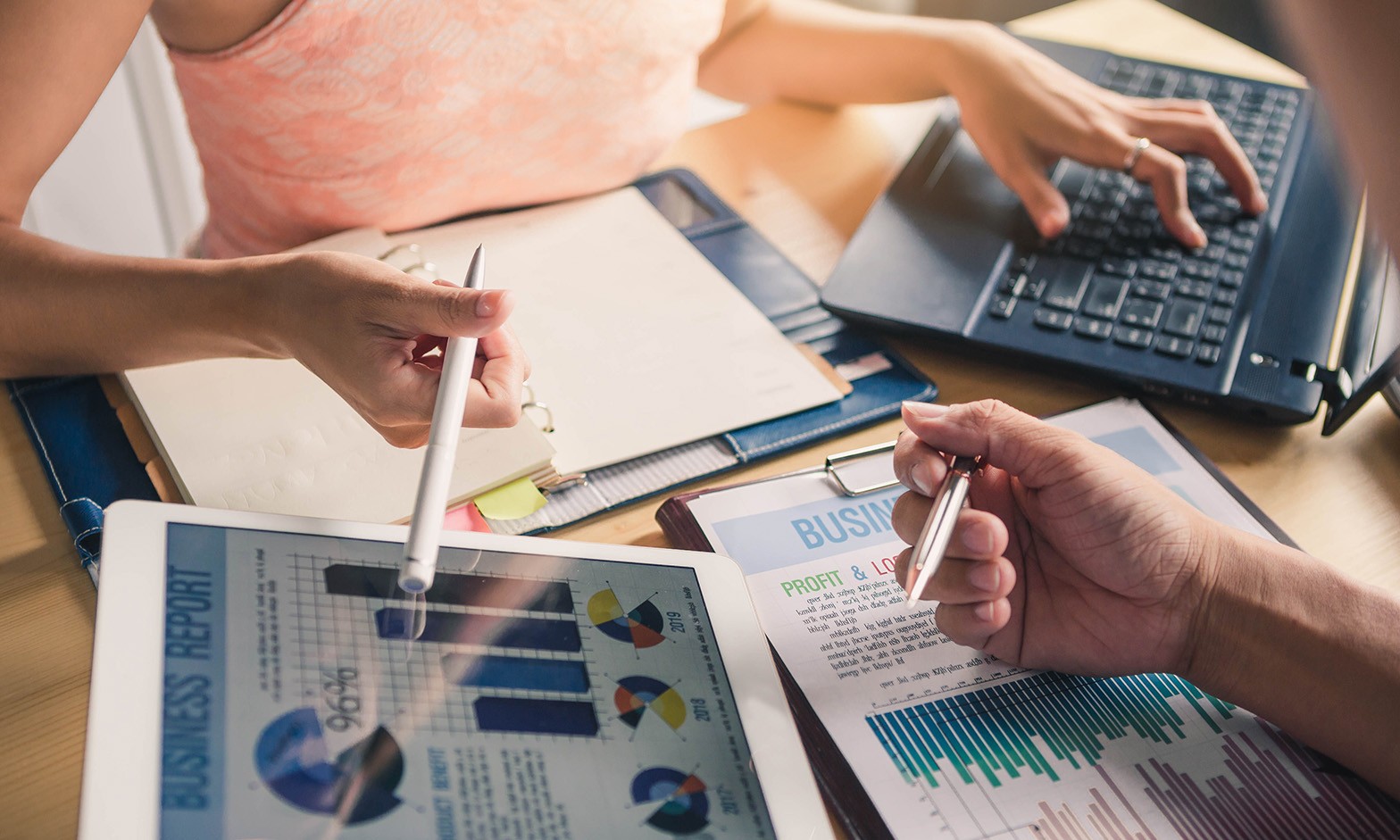 Featured image for post: Digital Marketing Tools to Help Grow Your Business